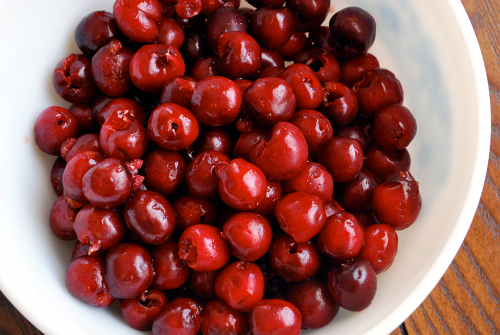 Pitted Cherries Sweet Cherry Pie recipe and image by Lacey Stevens-Baier, a Sweet Pea Chef