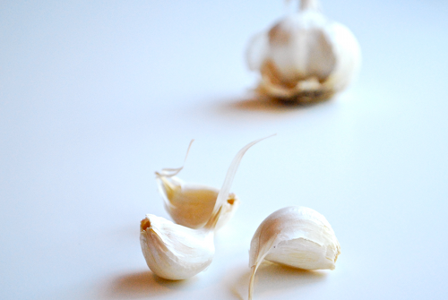 Garlic Chicken Lettuce Wraps recipe and images by Lacey Baier, a sweet pea chef