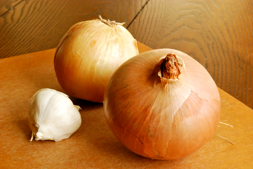 Onion and Garlic Making Chicken Stock recipe and images by Lacey Baier, a sweet pea chef