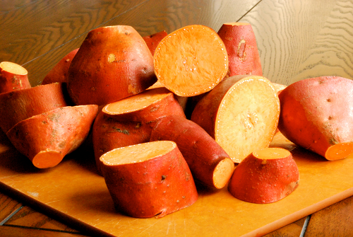 Raw Sweet Potatoes Sweet Potato Casserole recipe and images by Lacey Baier, a sweet pea chef