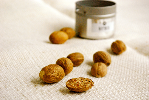 Fresh Nutmeg Banana Date Shake recipe and images by Lacey Baier, a sweet pea chef