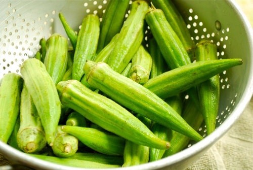 Fresh Okra Cornmeal Fried Okra recipe and images by Lacey Baier, a sweet pea chef