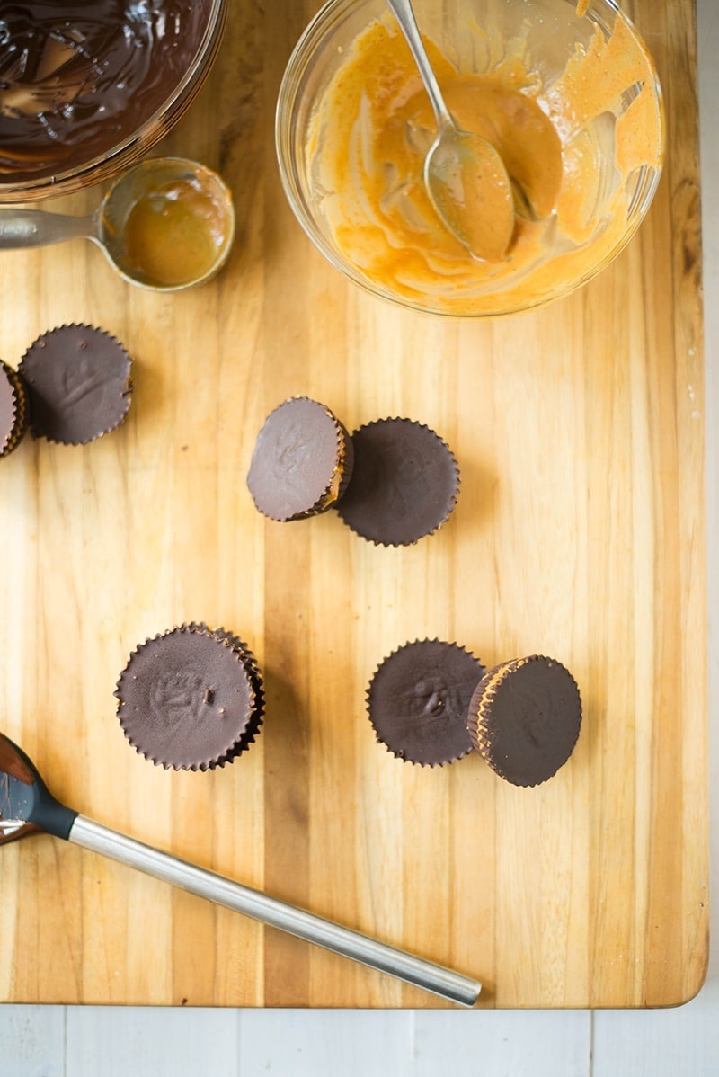 Dark Chocolate Peanut Butter Cups | 3 ingredients, healthy, clean, gluten-free and vegan = score! www.asweetpeachef.com