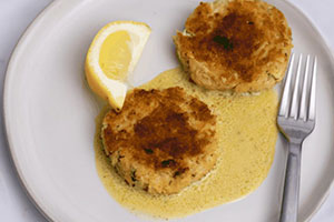 Healthy Crab Cakes | With Lemon Dill Aioli