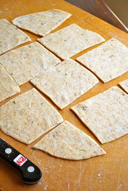 Olive Oil and Herb Crackers recipe by Lacey Baier, a sweet pea chef