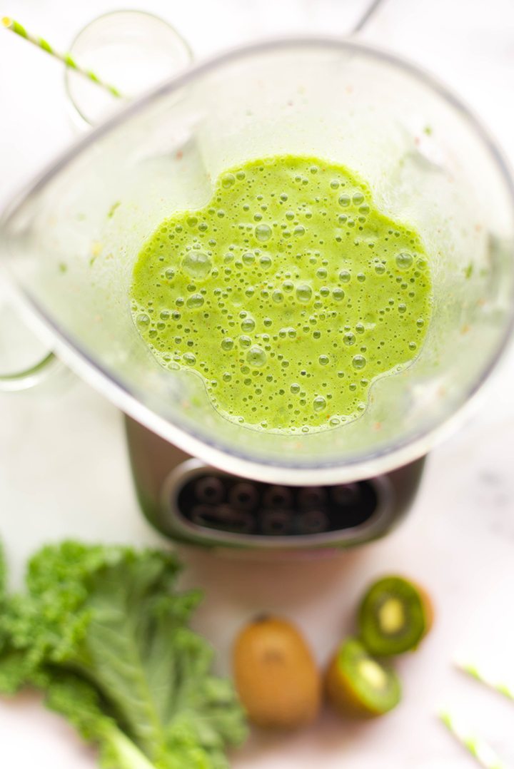 Kiwi And Kale Smoothie | This Kiwi & Kale Smoothie is so easy to make for breakfast or a snack and is loaded with fiber and protein to start your day off right. | A Sweet Pea Chef