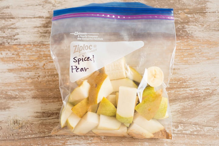 Spiced Pear fruit smoothie freezer pack which contains cinnamon, nutmeg, and fresh pear in a 1 quart ziplock freezer bag.