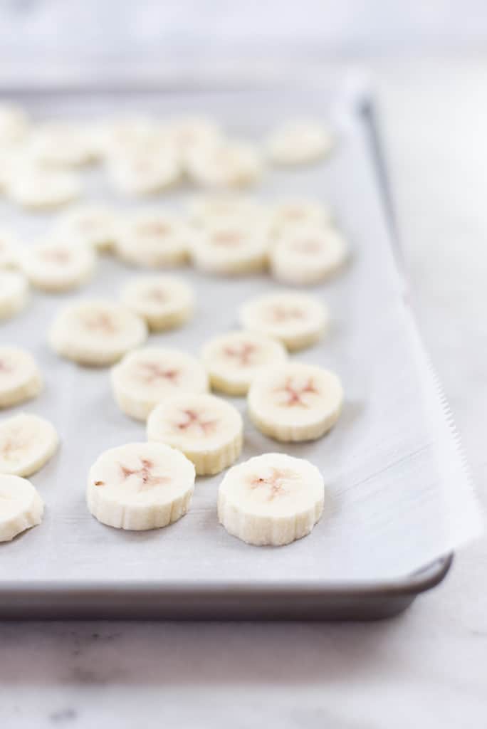 How to Freeze Bananas (For Smoothies!)
