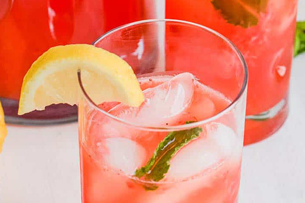 Strawberry Mint Lemonade | Naturally Sweet