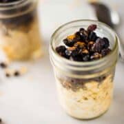 Cinnamon Raisin Overnight Oats