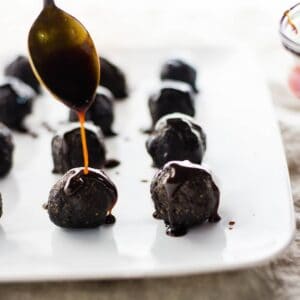 Chocolate Energy Balls